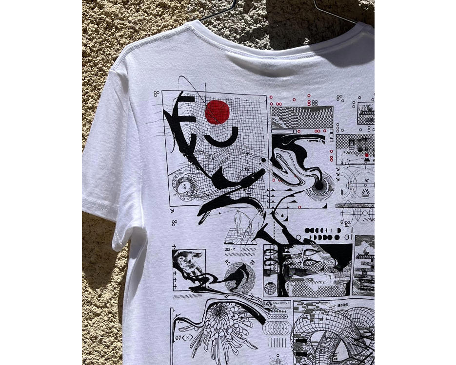 futuristic Japanese print white t-shirt 